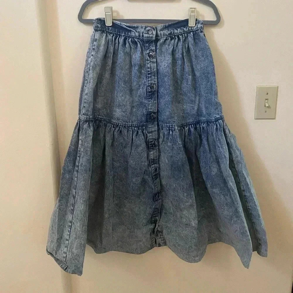 VINTAGE CHIC SPORT WASHED JEAN BUTTOM UP TIERED LONG COWGIRL SKIRT SIZE 7
